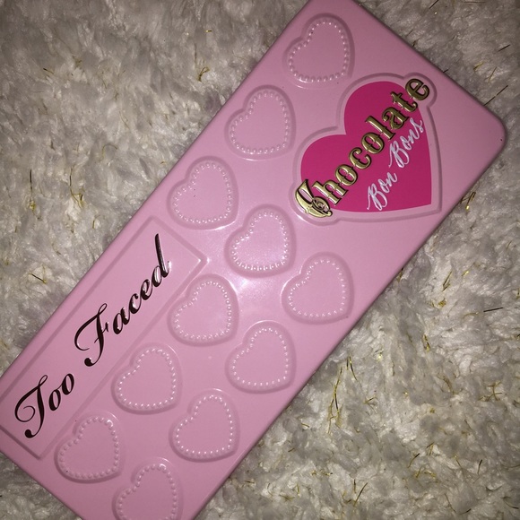 Too Faced Chocolate BONS BONS Eyeshadow Palette - Picture 2 of 3
